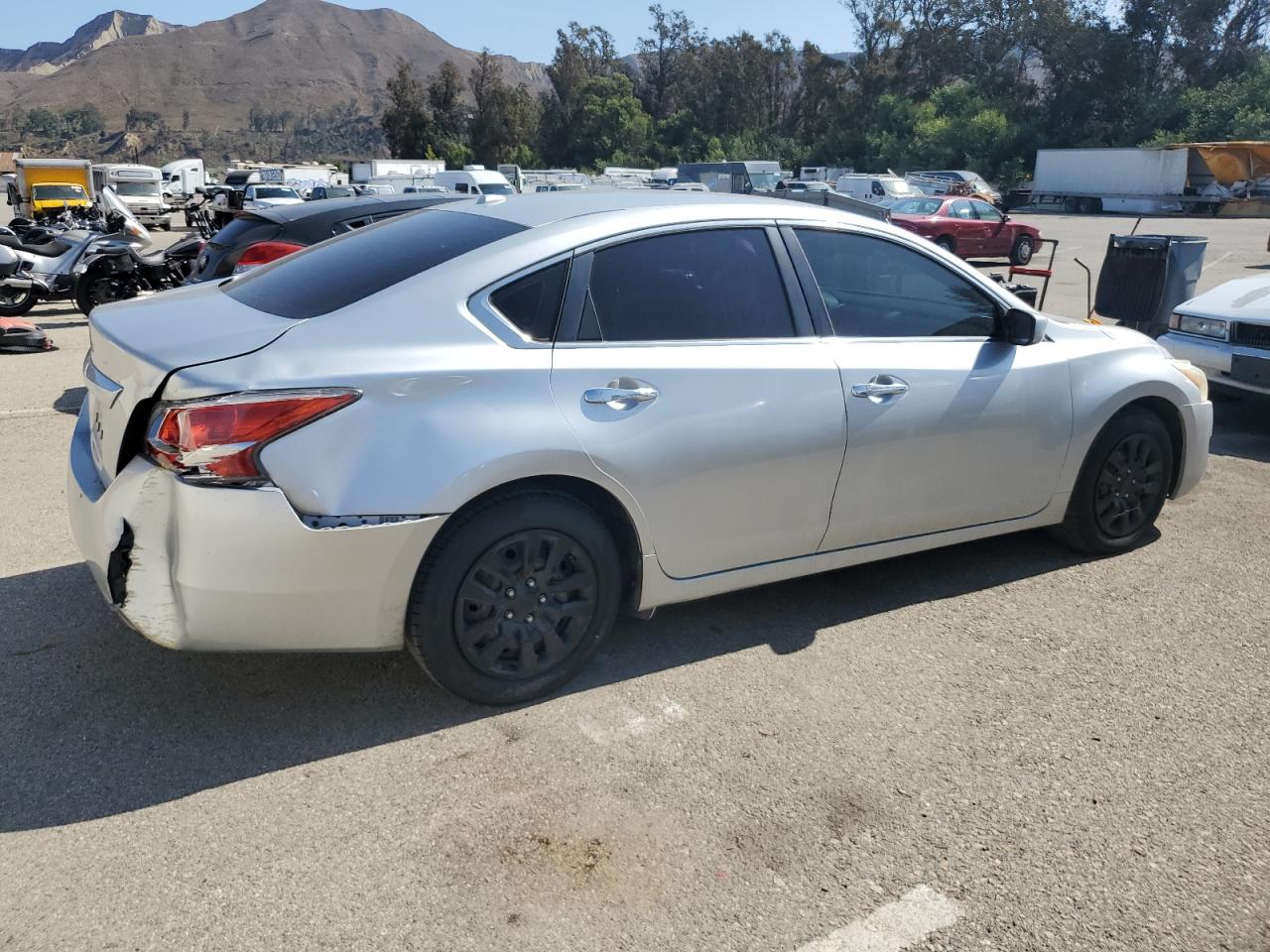 Nissan Altima 2.5 Image 10