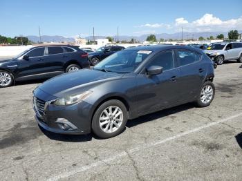  Salvage Mazda 3