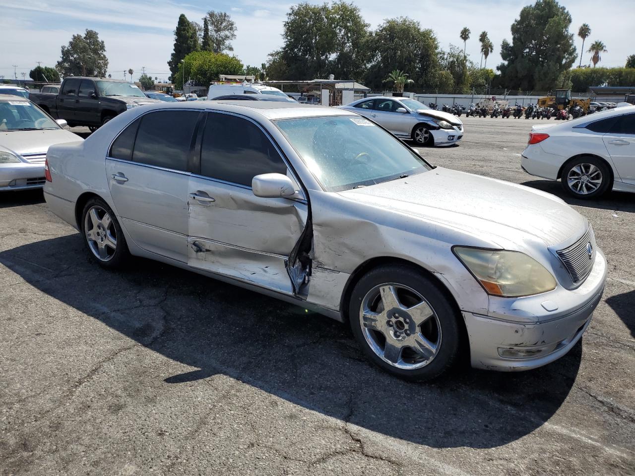 Lexus LS 430 Image 12