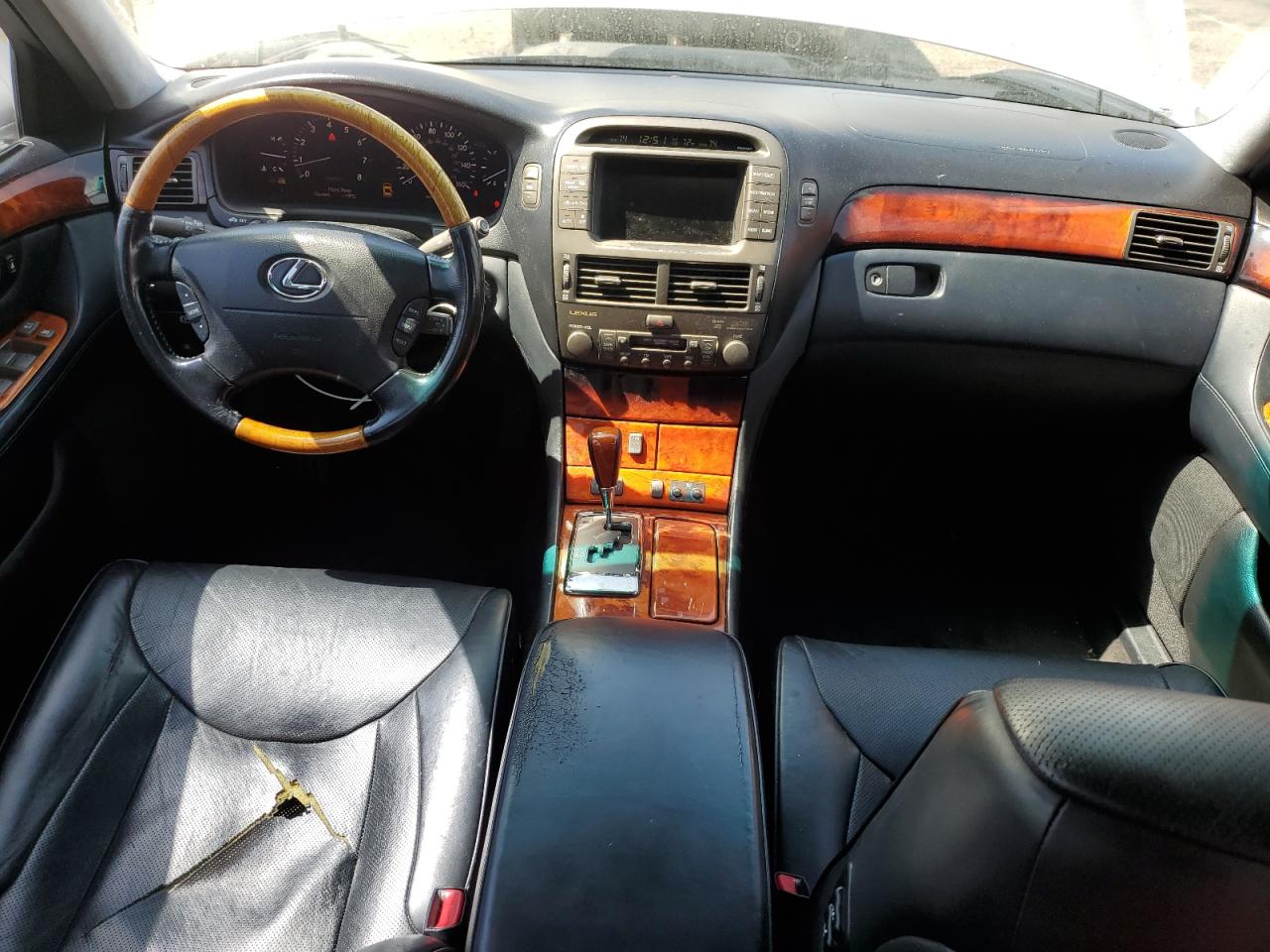 Lexus LS 430 Image 6