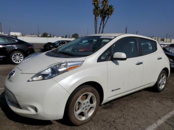  Salvage Nissan LEAF