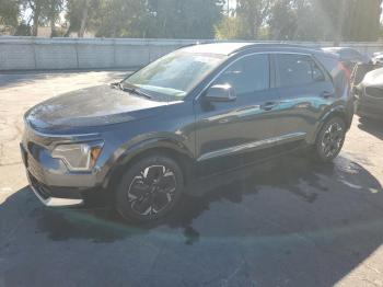  Salvage Kia Niro