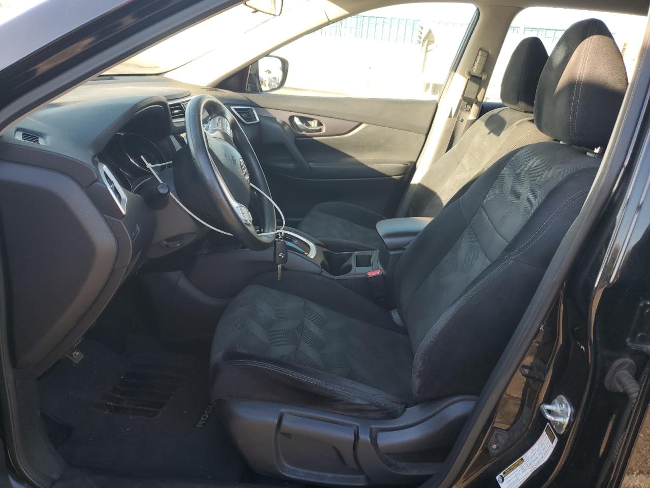 Nissan Rogue S Image 3