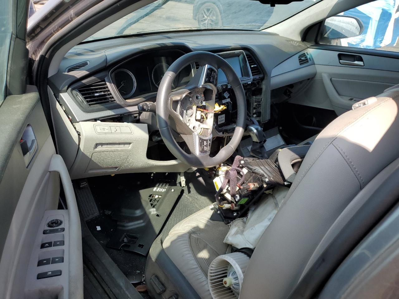 Hyundai SONATA Sport Image 11