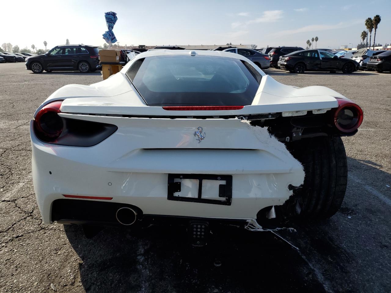 Ferrari 488 GTB Image 7