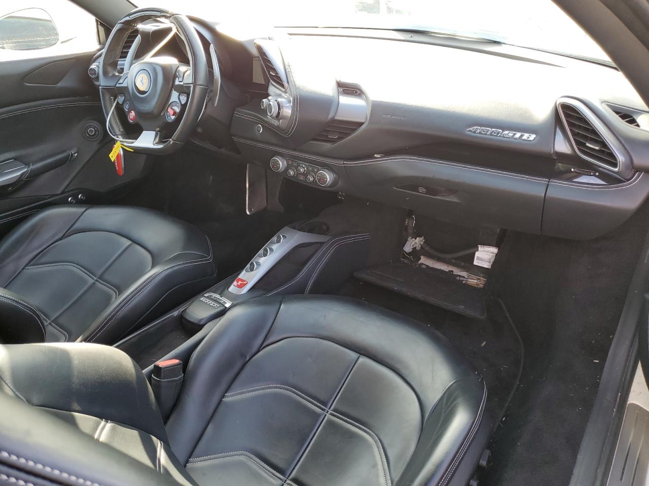 Ferrari 488 GTB Image 6