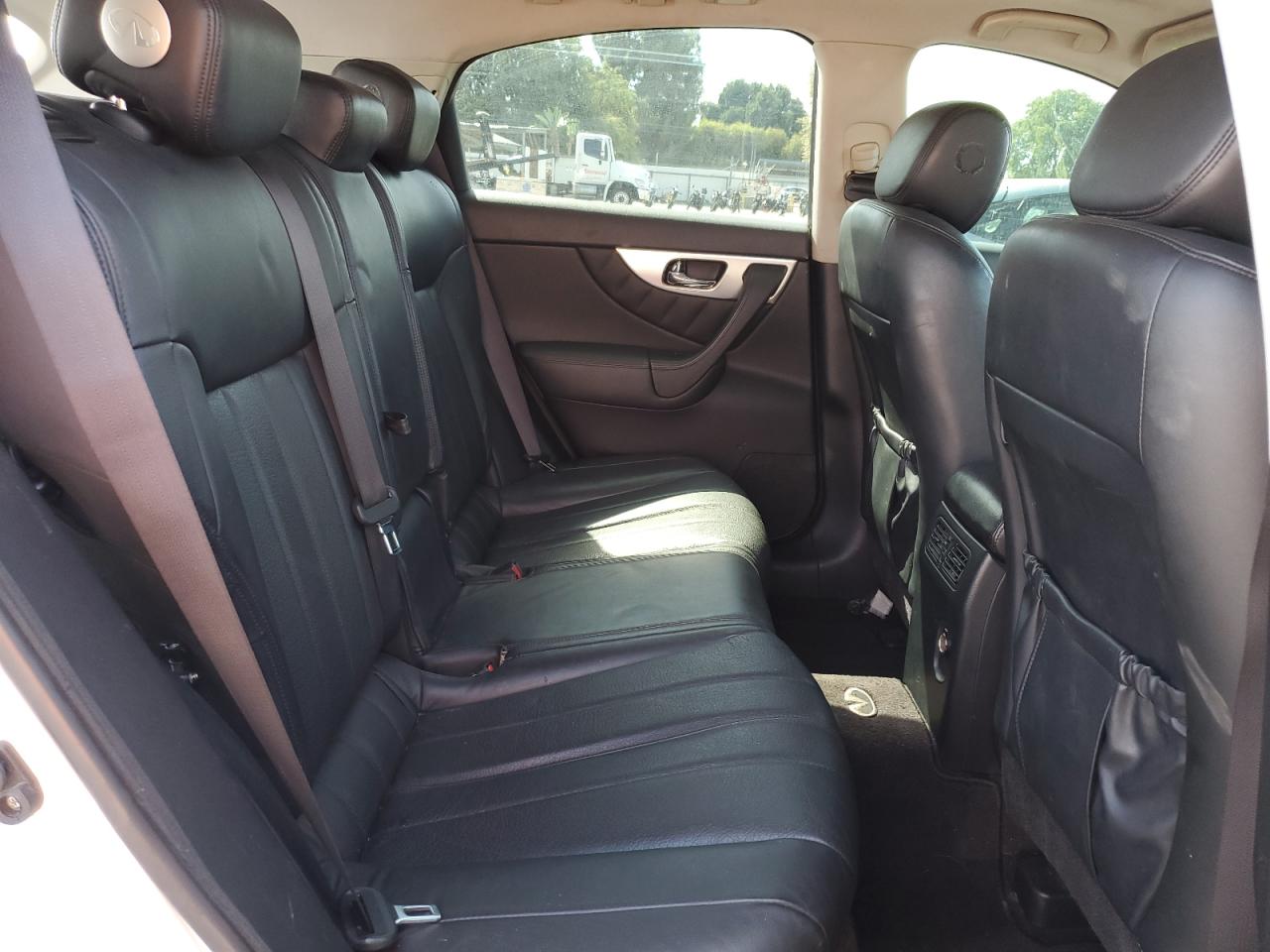 INFINITI Fx Image 12