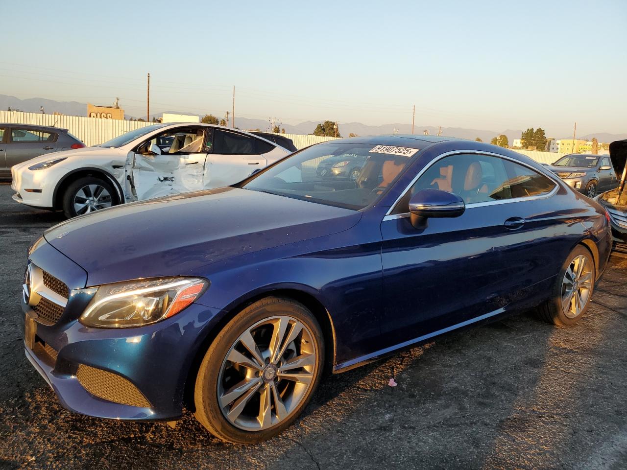 Mercedes-Benz C-Class 300 Image 1