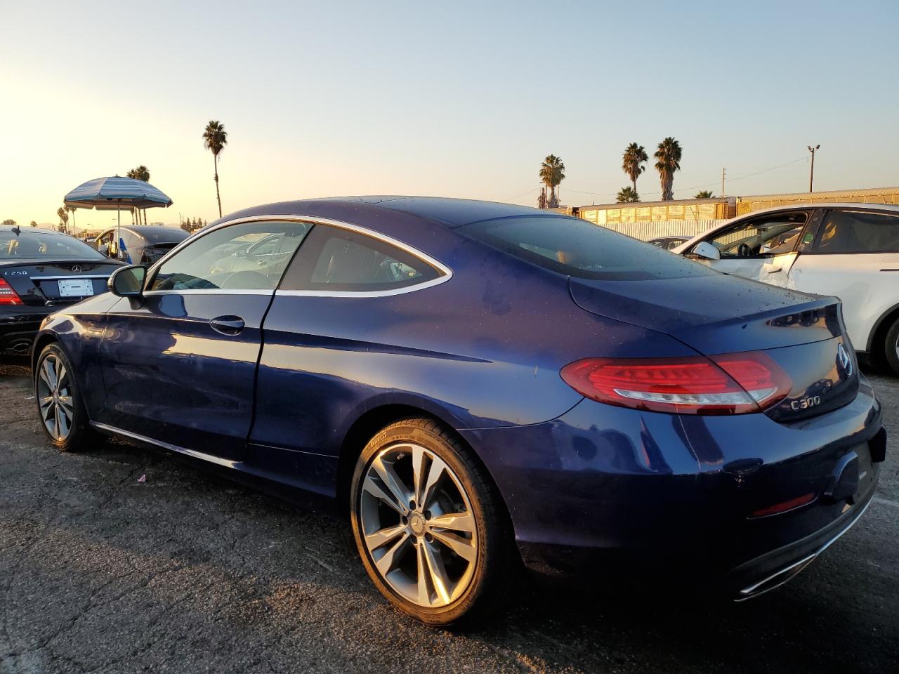 Mercedes-Benz C-Class 300 Image 5