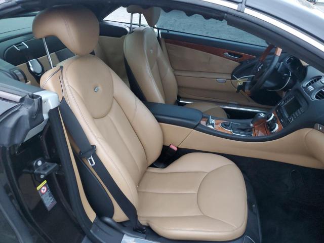 Mercedes-Benz S-Class 550 Image 6