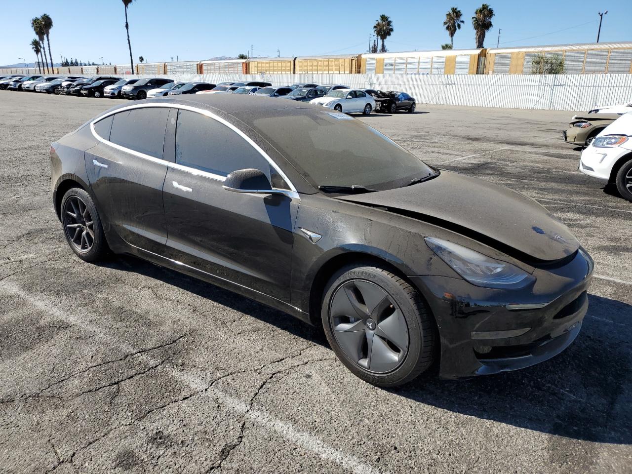 Tesla Model 3 Image 7