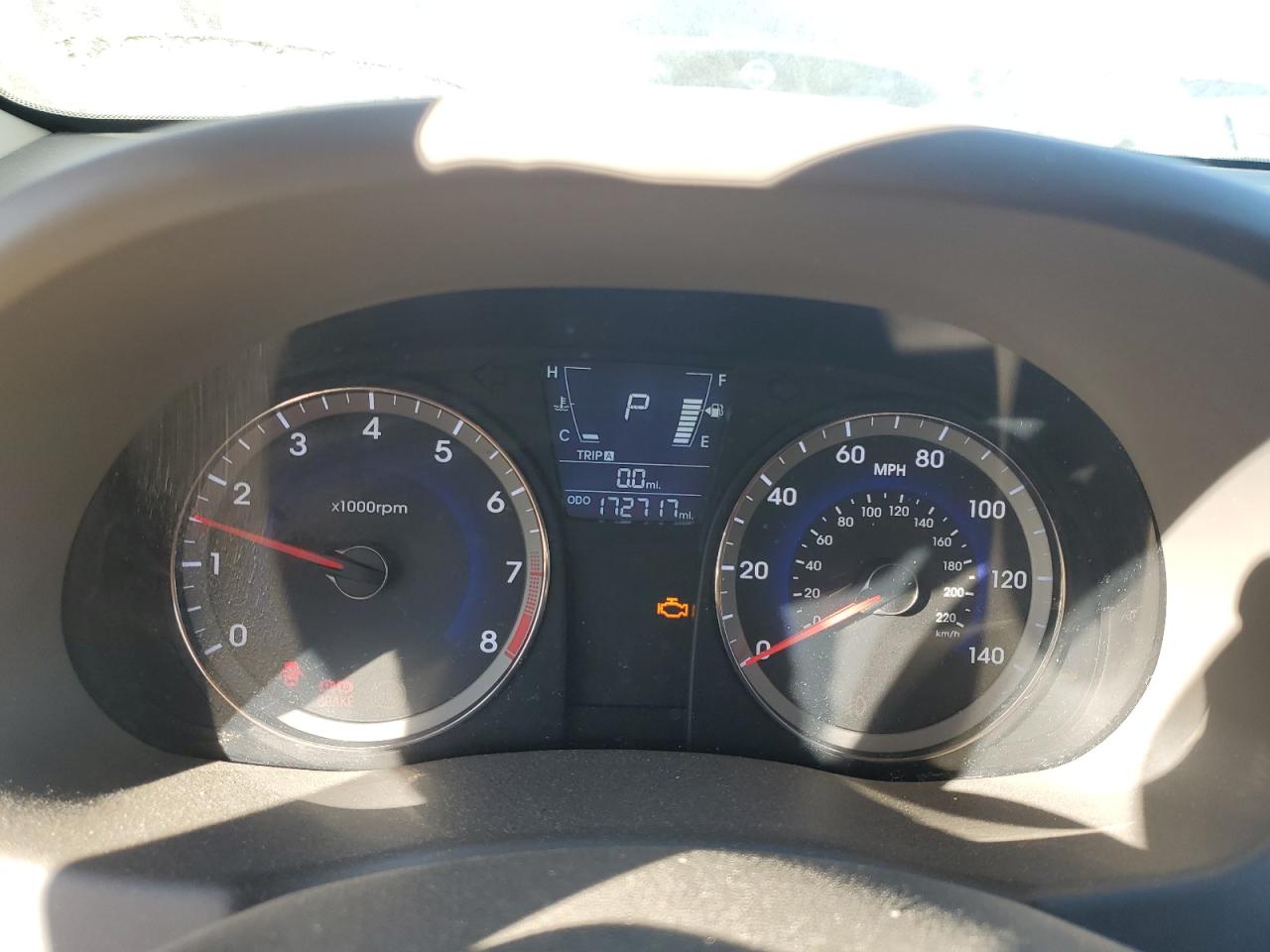 Hyundai ACCENT Gls Image 10