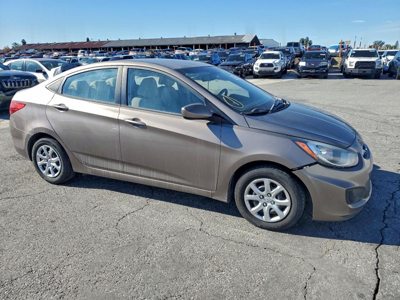 Hyundai ACCENT Gls Image 6