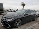 Lexus Es 300h Base Image 1