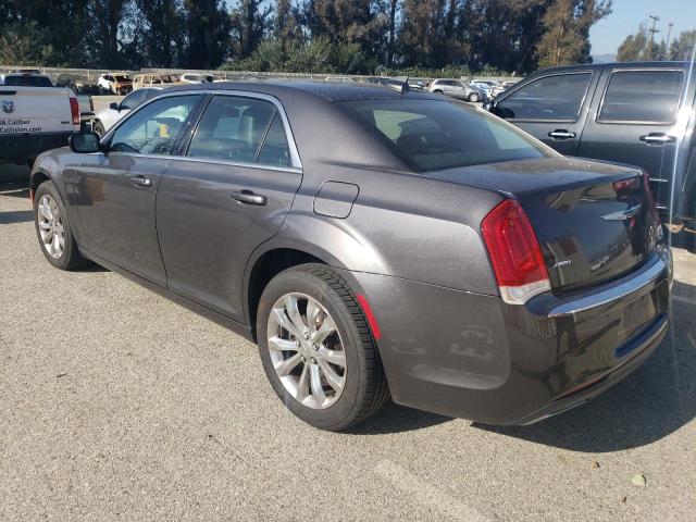 Chrysler 300 Limited Image 7