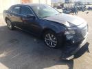 Chrysler 300 Limited Image 12