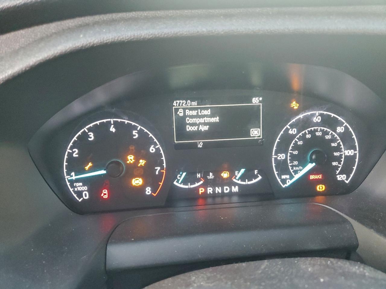 Ford Transit T-250 Image 6