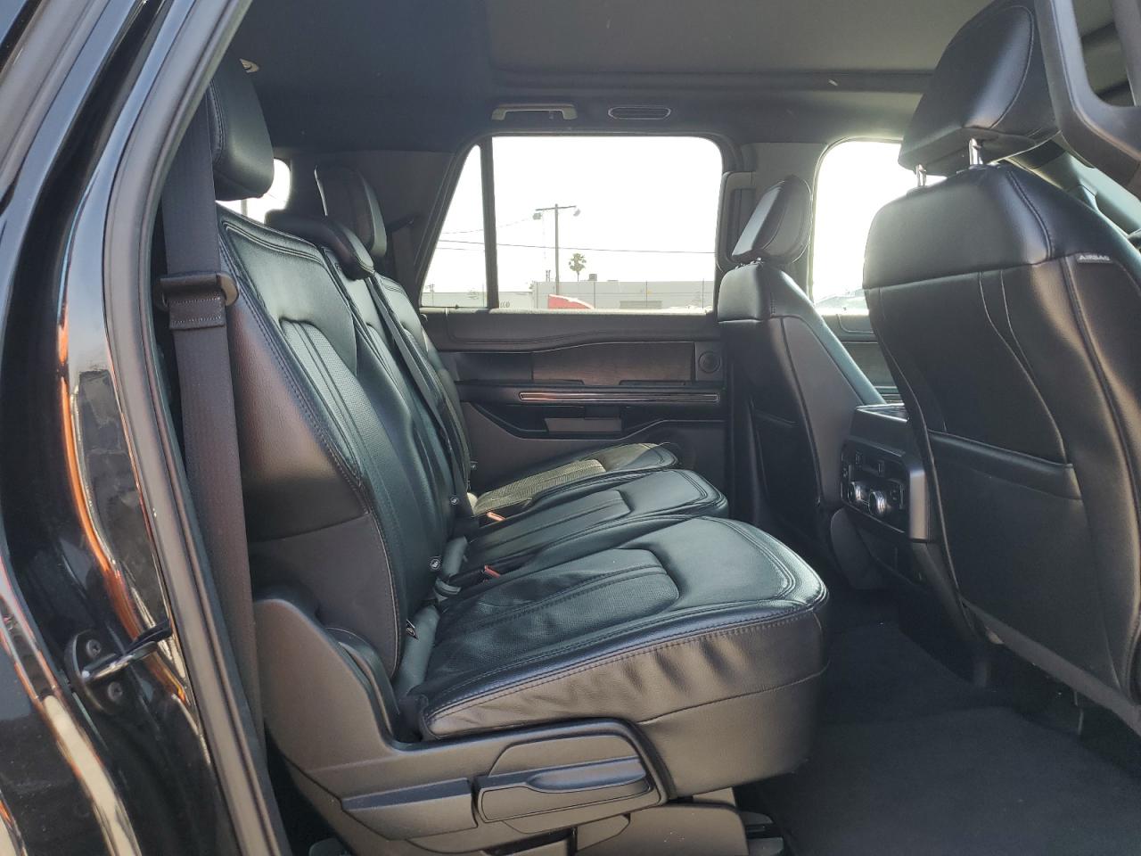 Ford Expedition Max Limited Image 10