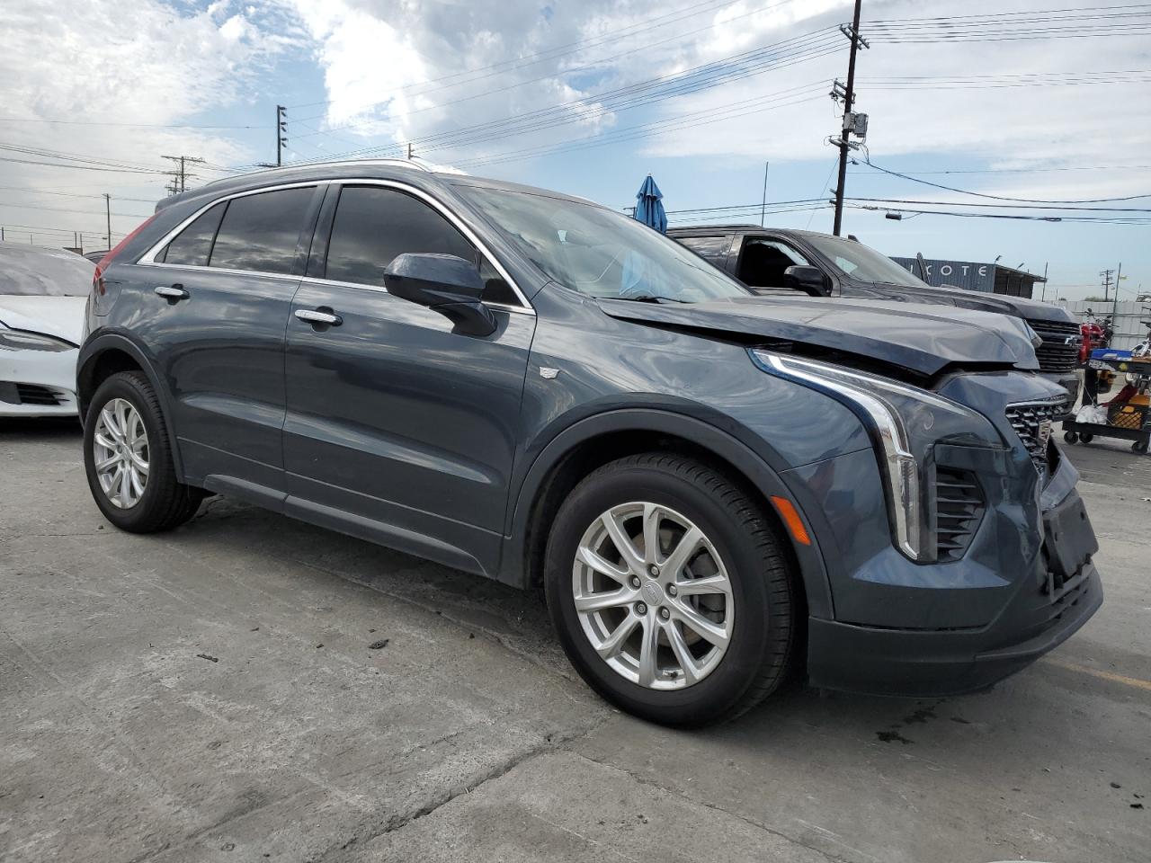 Cadillac XT4 Luxury Image 2