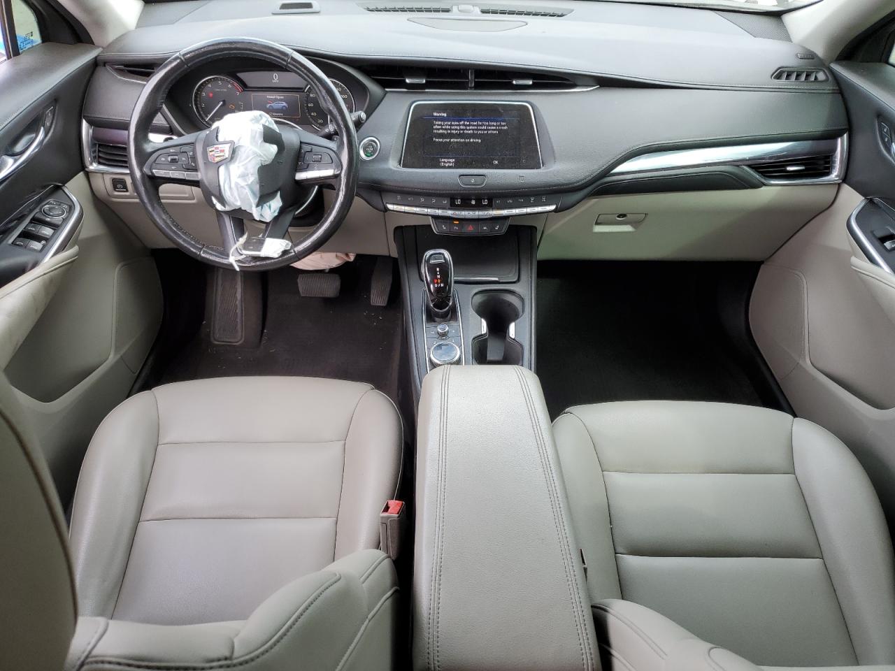 Cadillac XT4 Luxury Image 10