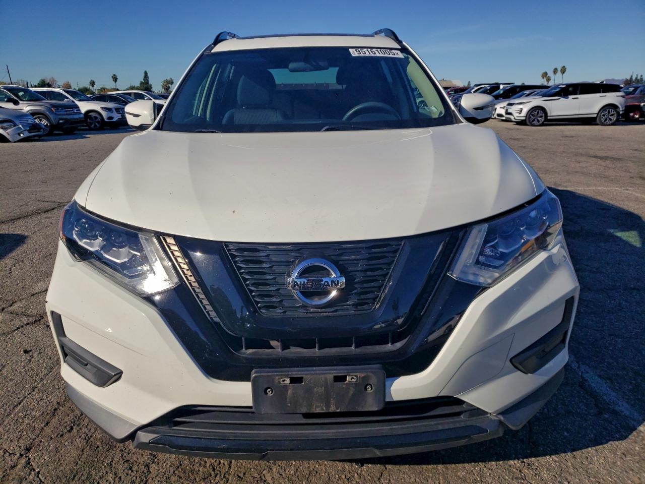 Nissan Rogue Sv Image 3
