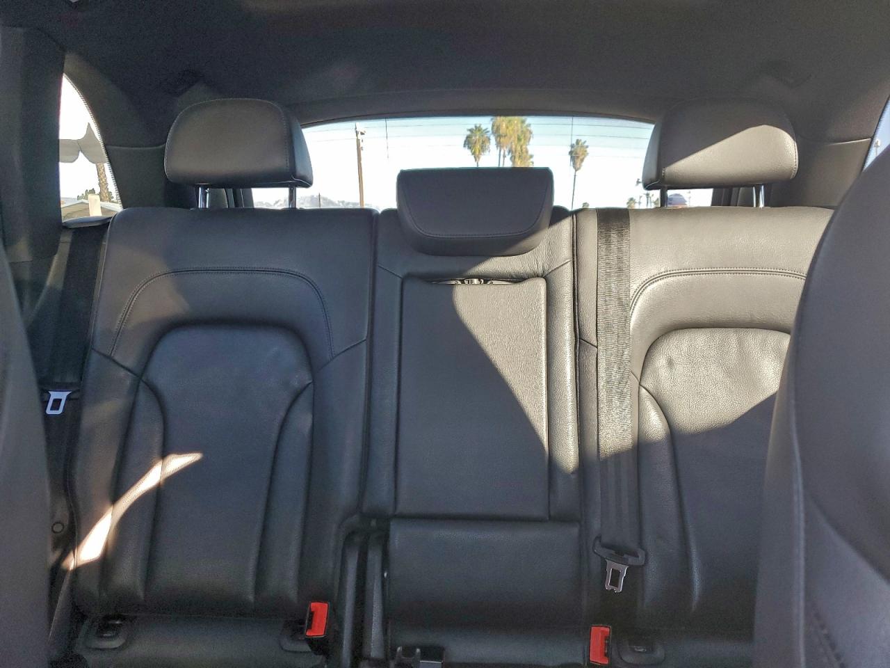 Audi Q5 Premium Plus Image 4