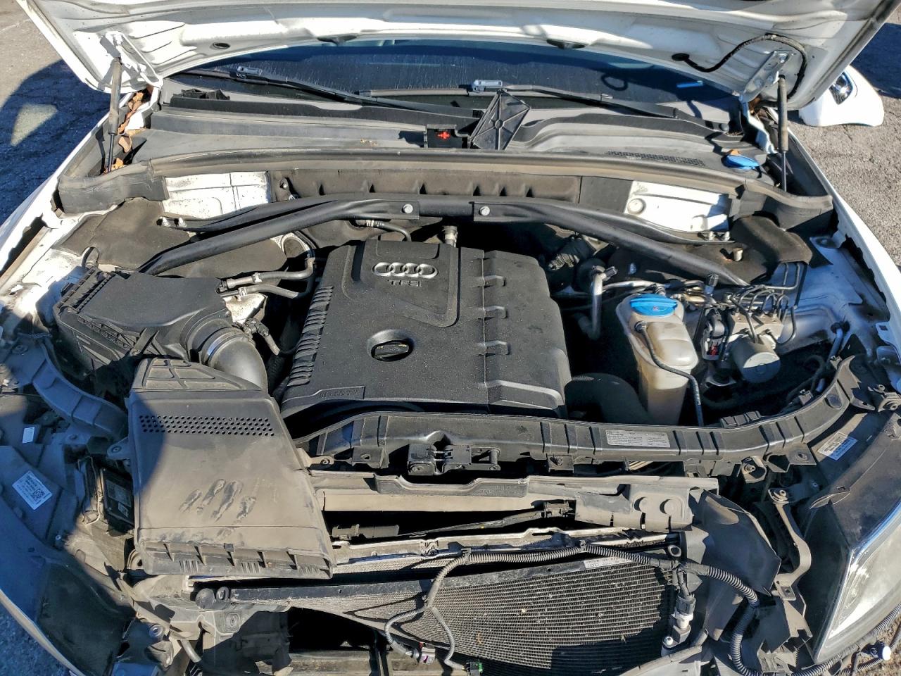 Audi Q5 Premium Plus Image 11