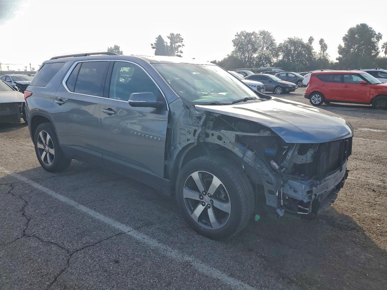 Chevrolet Traverse Lt Image 2