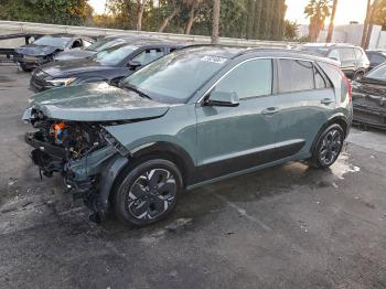  Salvage Kia Niro