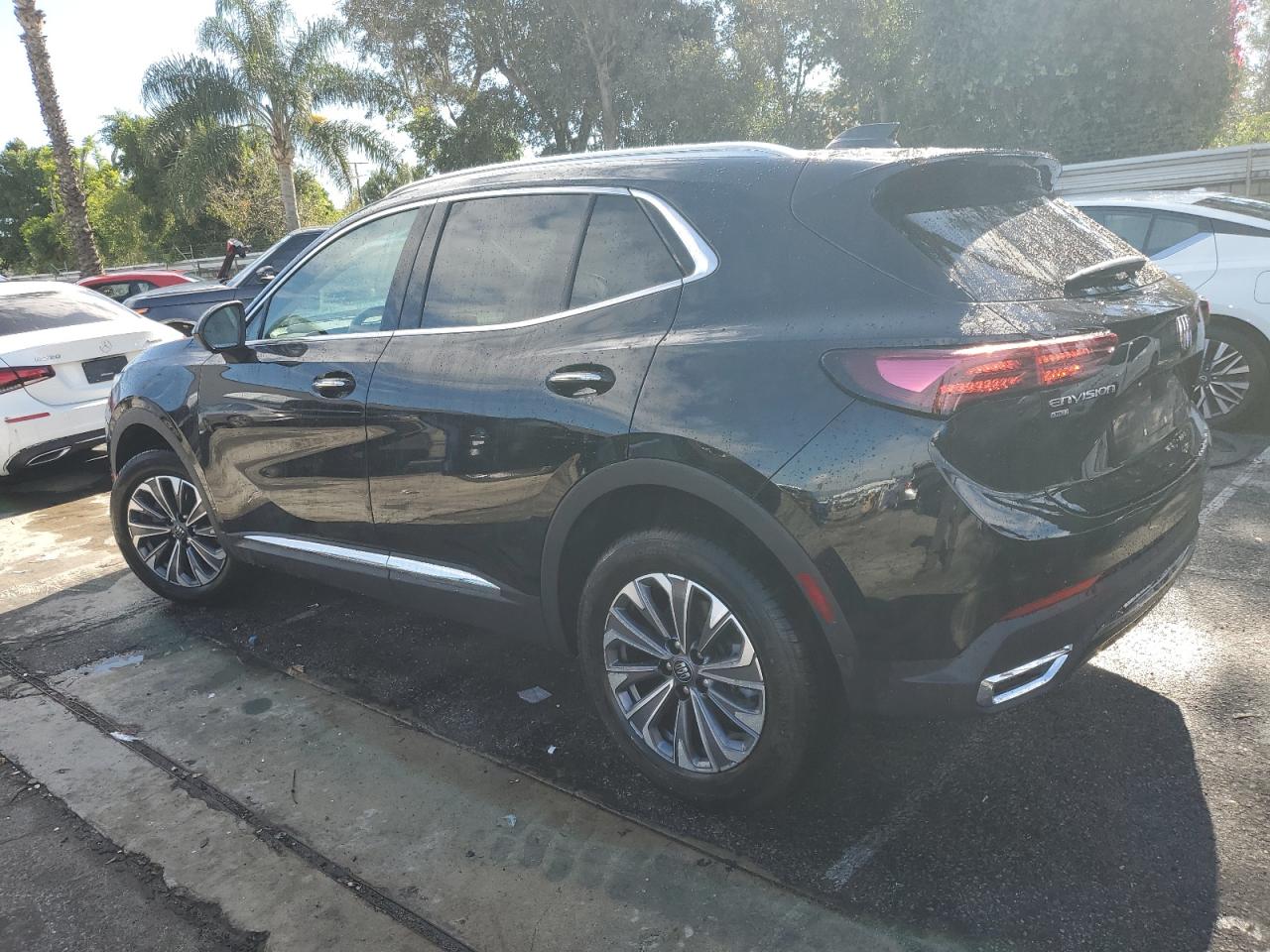 Buick Envision Preferred Image 2