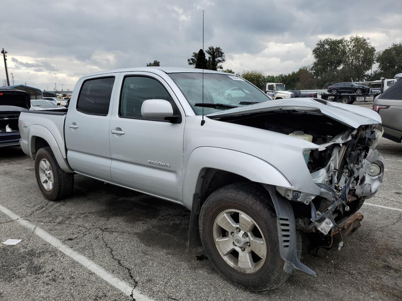 Toyota Tacoma Double Cab Image 9