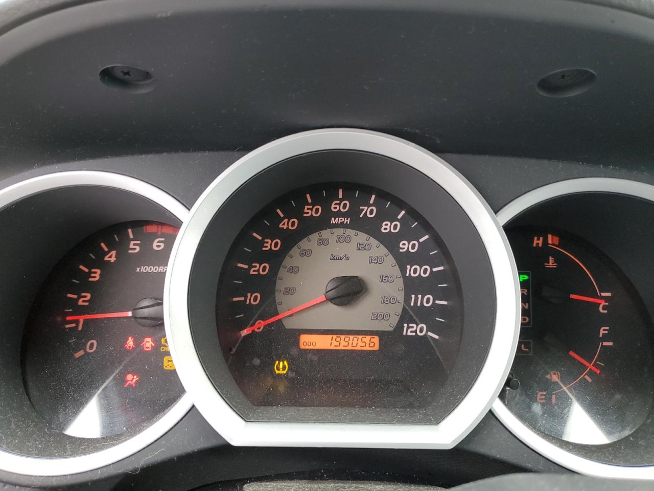 Toyota Tacoma Double Cab Image 7