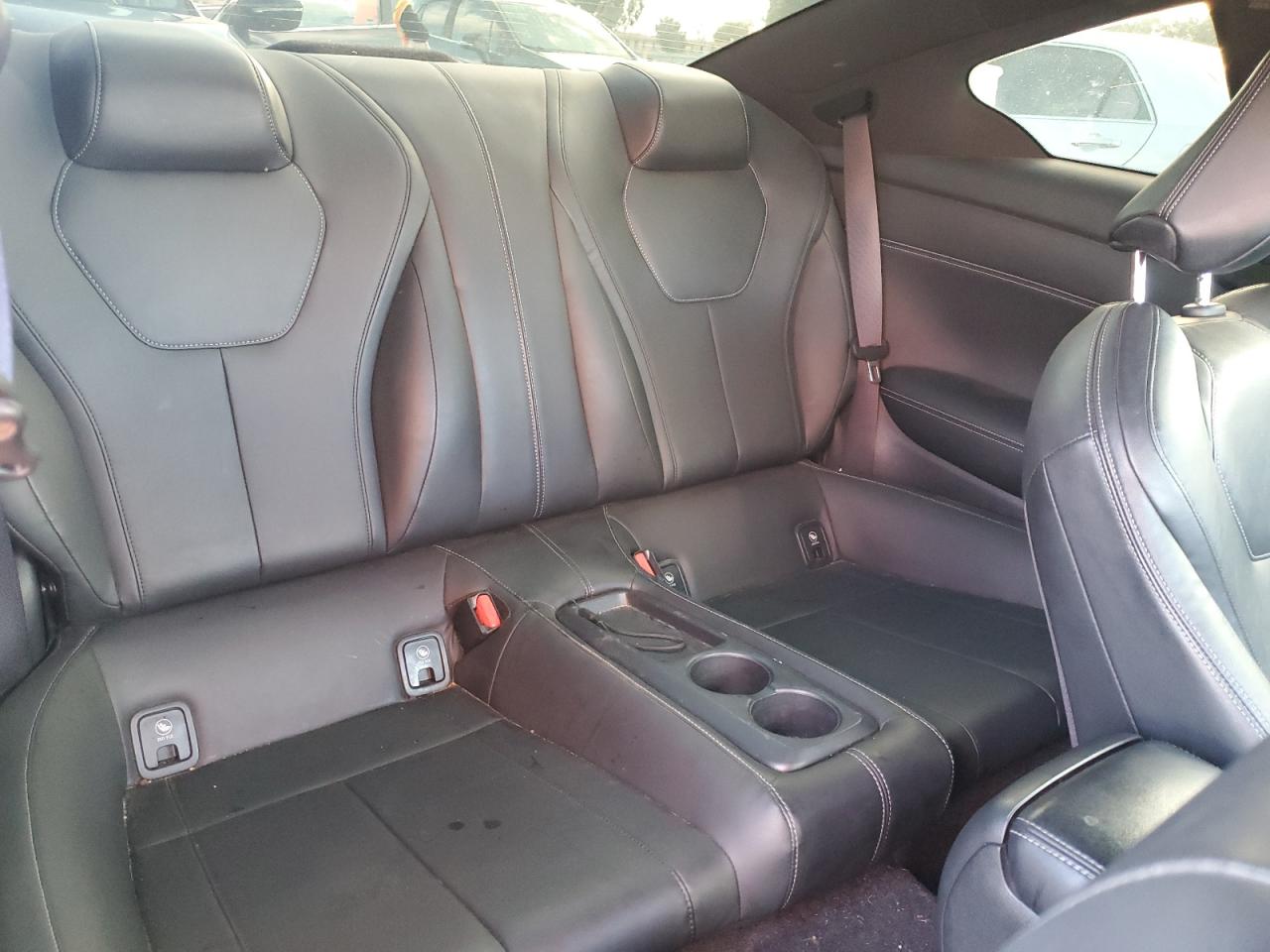 INFINITI Q60 Premium Image 11