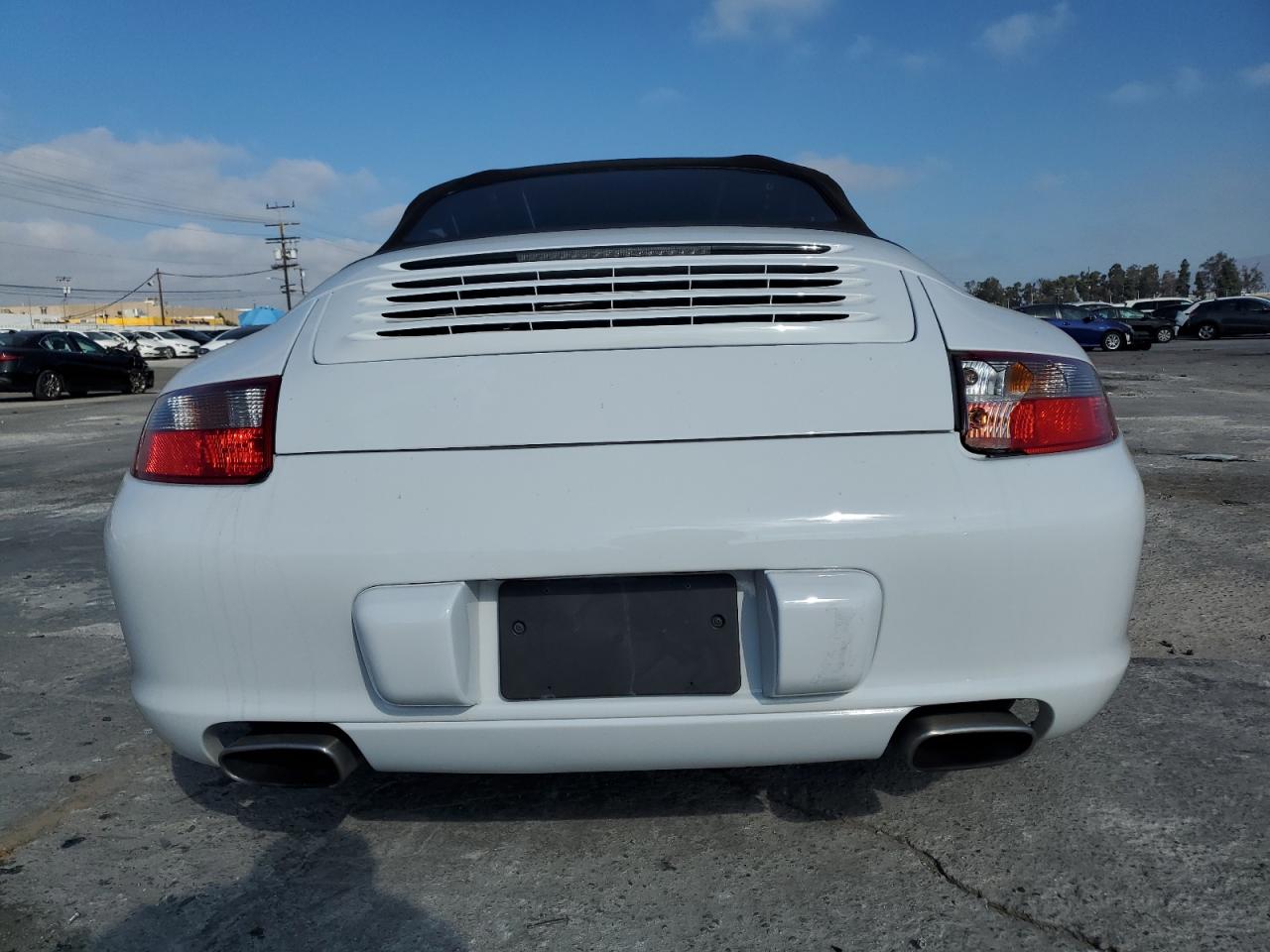 Porsche 911 Carrera Cabriolet Image 7