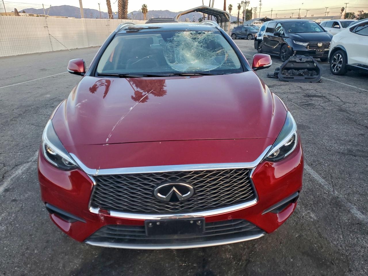 INFINITI Qx Pure Image 2