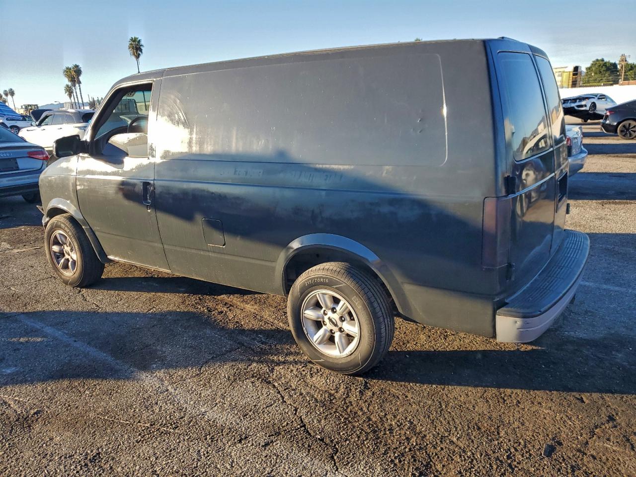 Chevrolet Astro Image 10