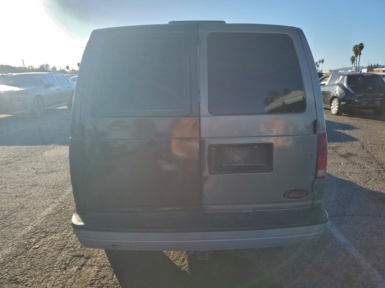 Chevrolet Astro Image 4