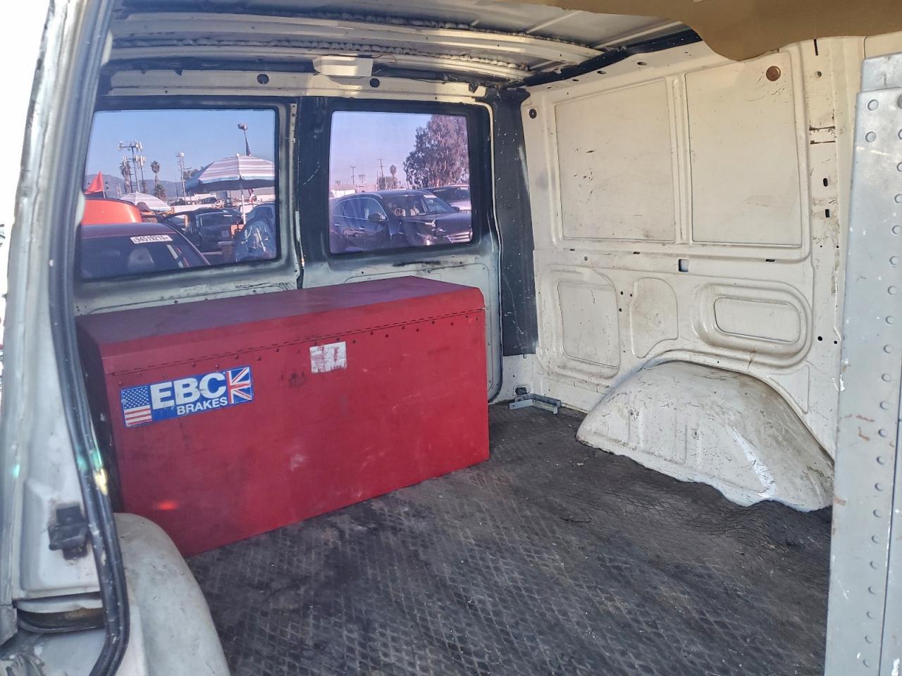 Chevrolet Astro Image 8