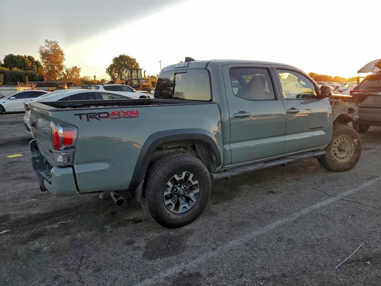 Toyota Tacoma Double Cab Image 4