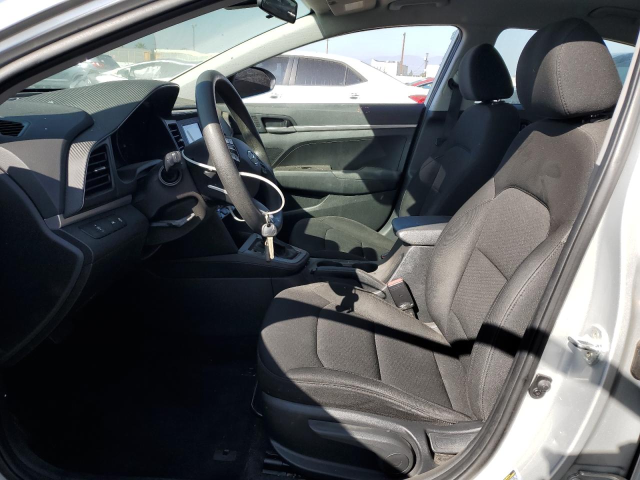 Hyundai ELANTRA Se Image 11