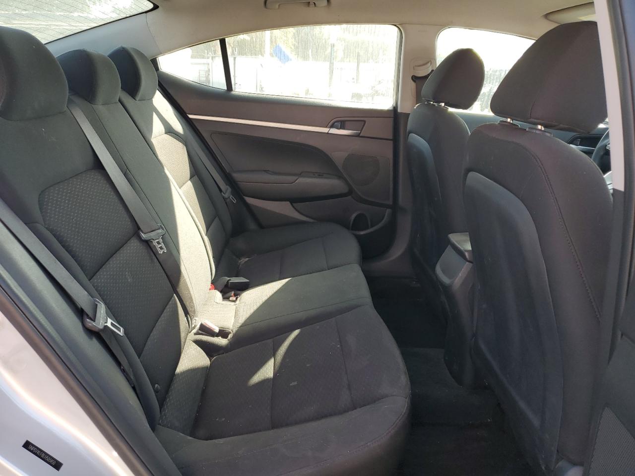 Hyundai ELANTRA Se Image 9