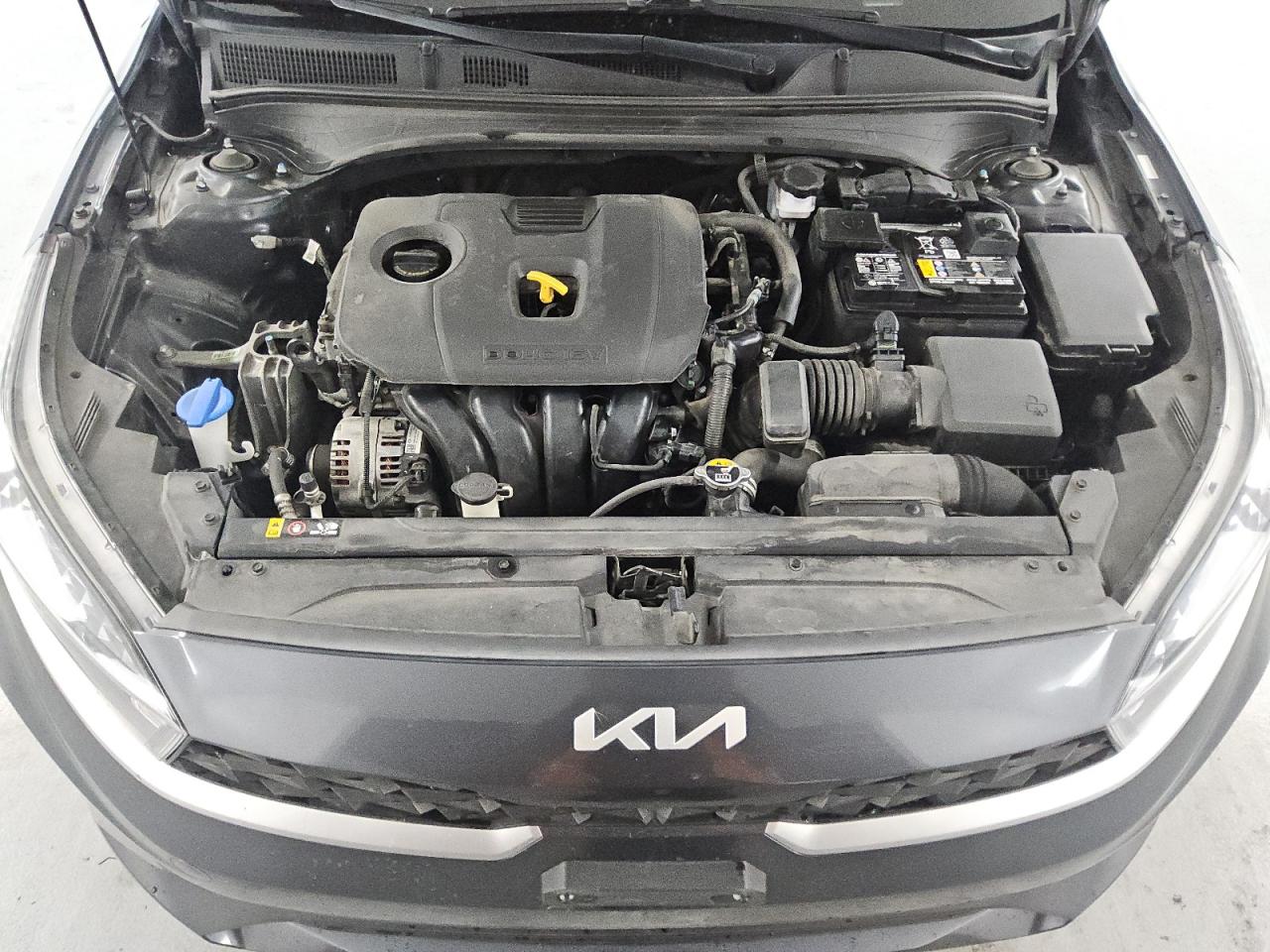 Kia Forte Fe Image 8