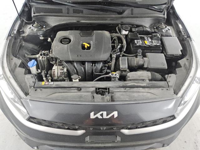 Kia Forte Fe Image 8