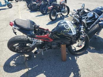  Salvage Triumph Car Streettrip