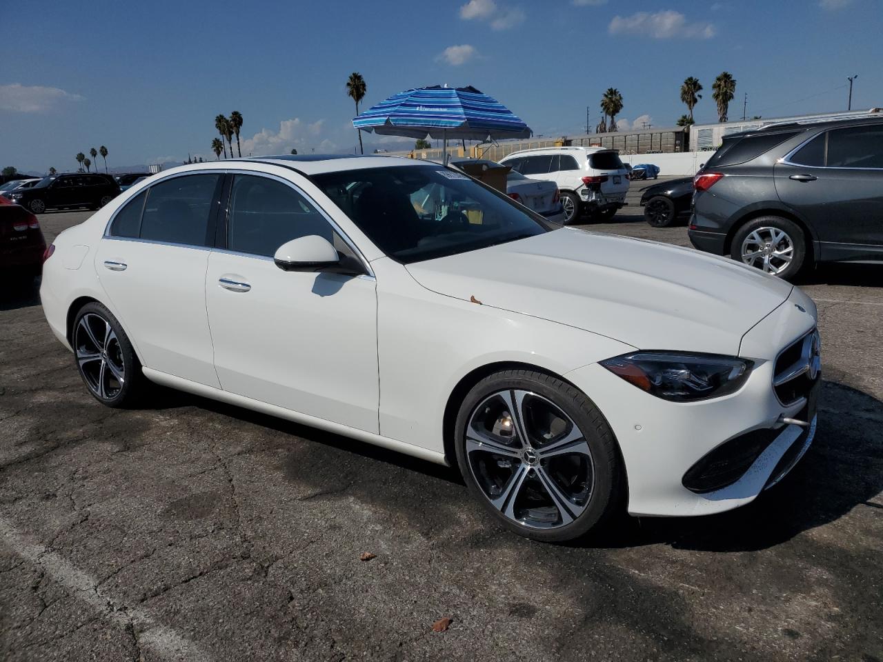 Mercedes-Benz C-Class 300 Image 2