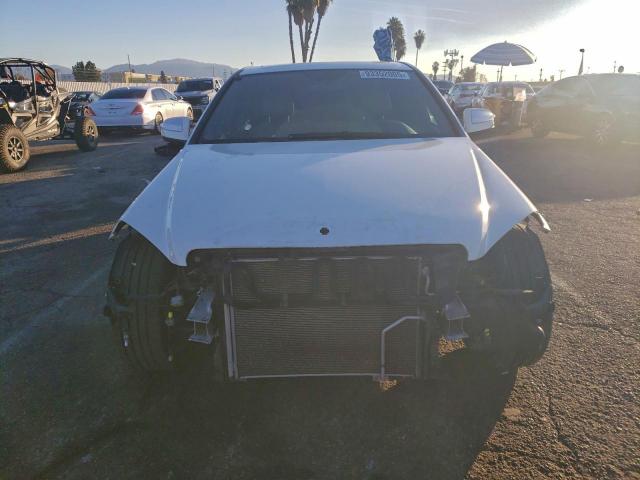 Mercedes-Benz C-Class 300 Image 13