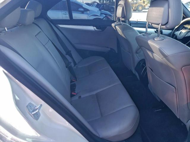 Mercedes-Benz C-Class 300 Image 7