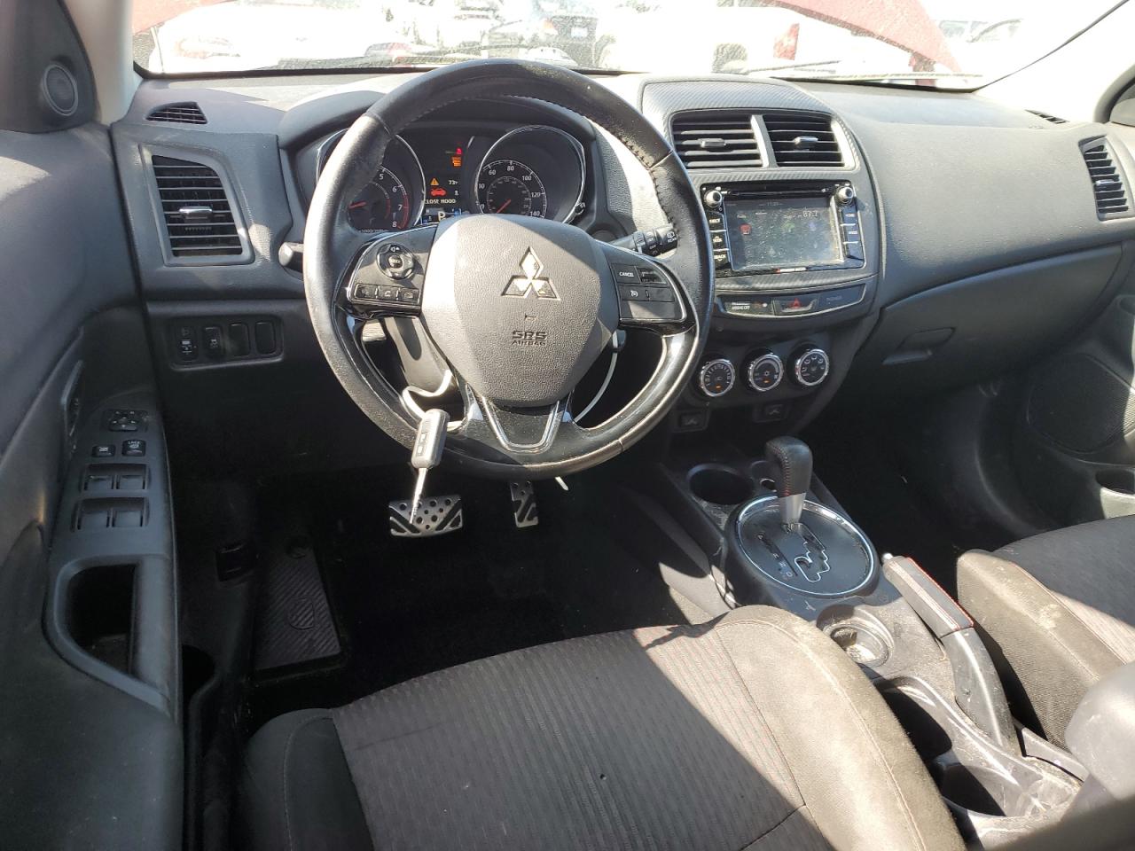 Mitsubishi Outlander Es Image 4