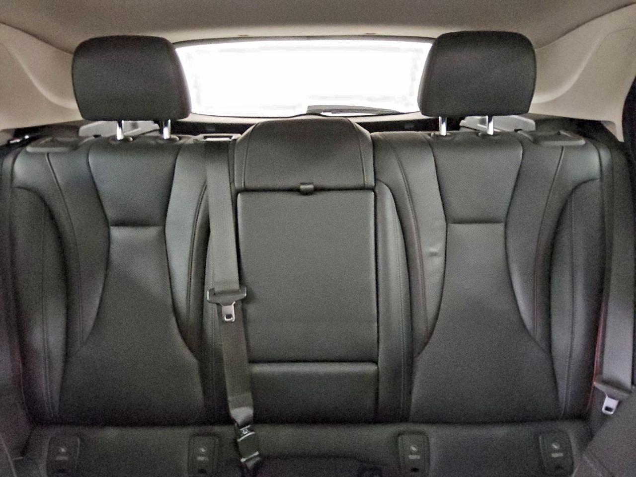 Buick Envision Essence Image 7