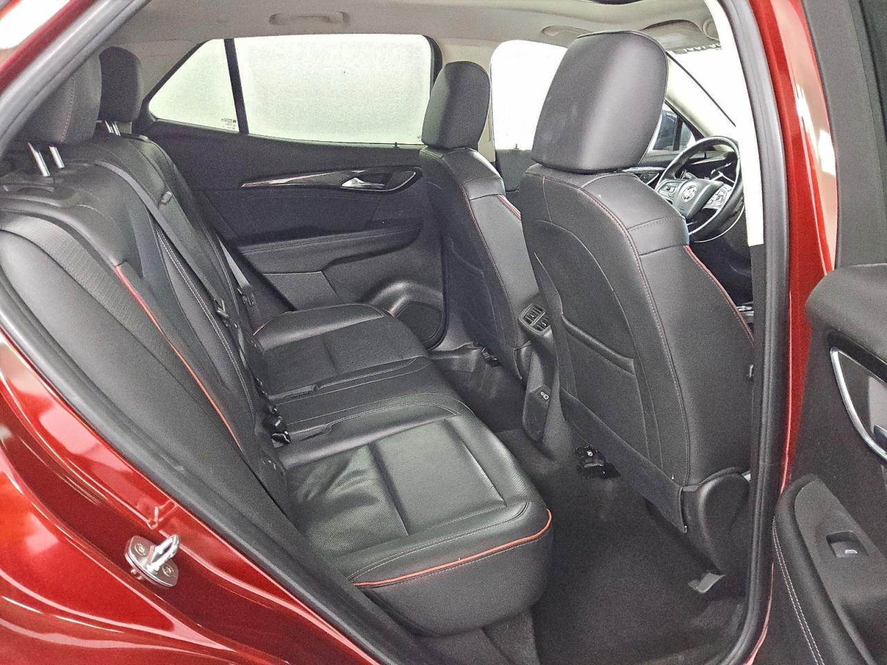 Buick Envision Essence Image 11